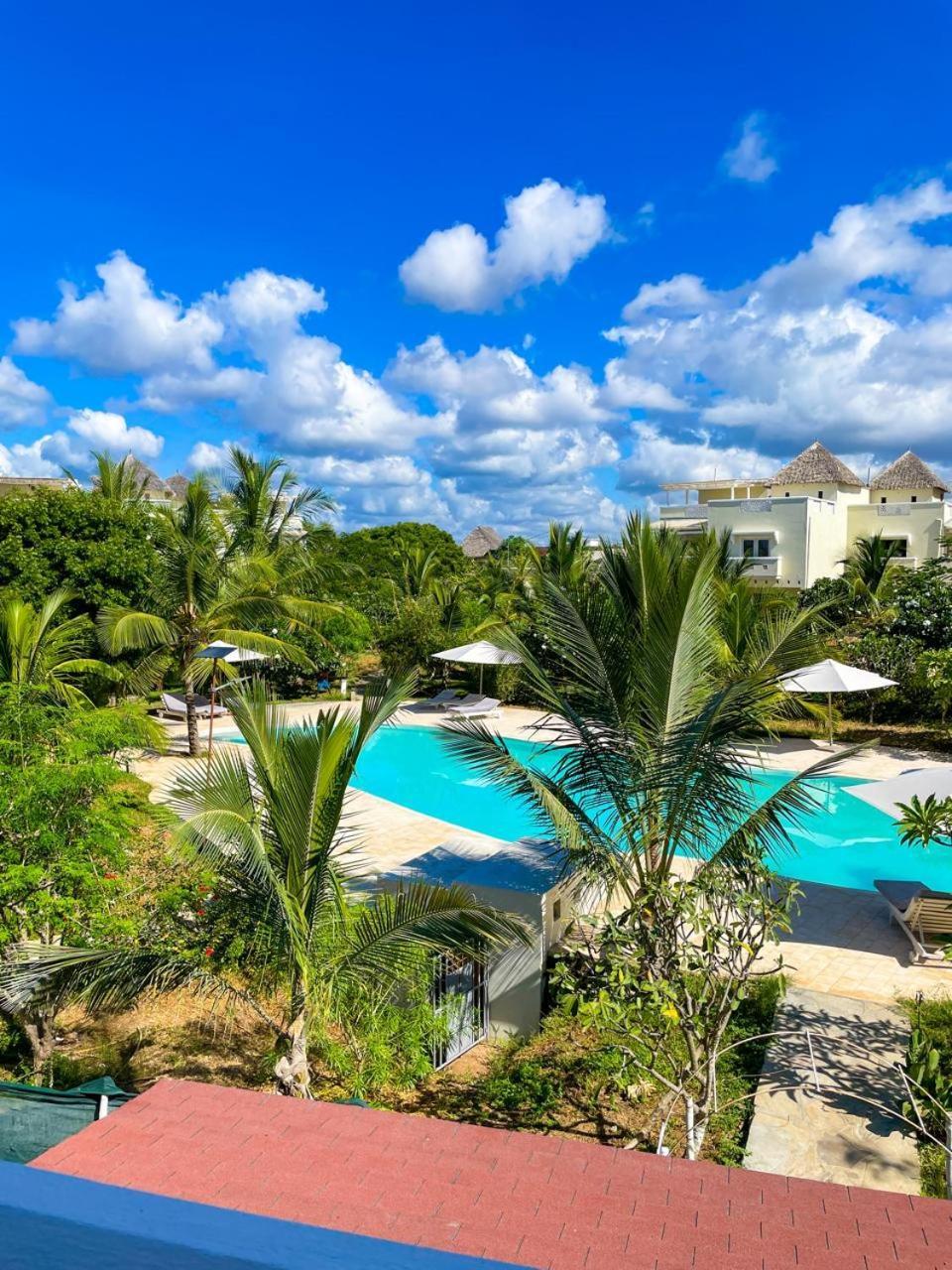 White Villa - Paparemo Beach Watamu Eksteriør billede